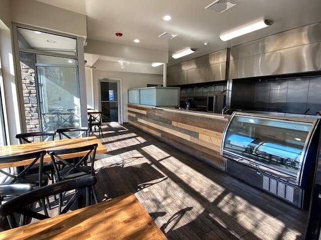 More Photos Of 457 Paterson Ave, Wallington Restaurant For Lease