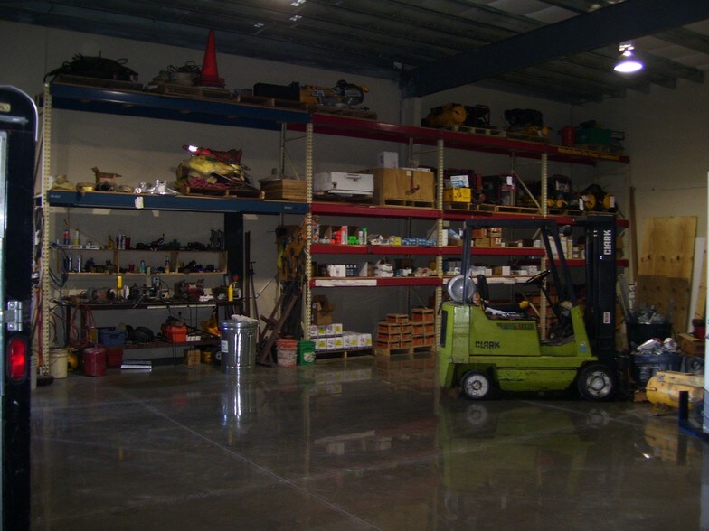 More Photos Of 300 Leonard Blvd, Lehigh Acres Warehouse For Sale