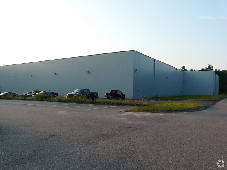 Primary Photo Of 214 Samuel Barnet Blvd, New Bedford Warehouse For Lease
