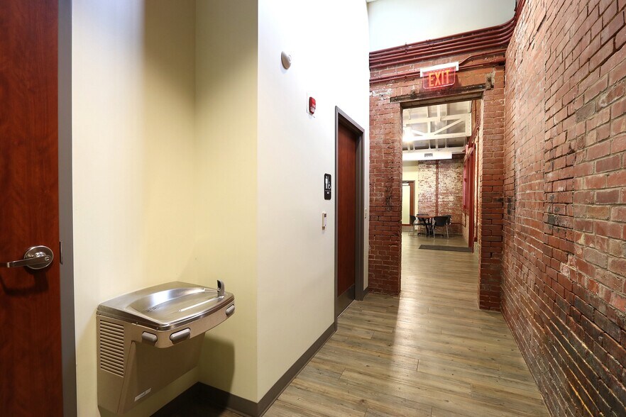 More Photos Of 100-256 Match Factory Pl, Bellefonte Medical For Lease