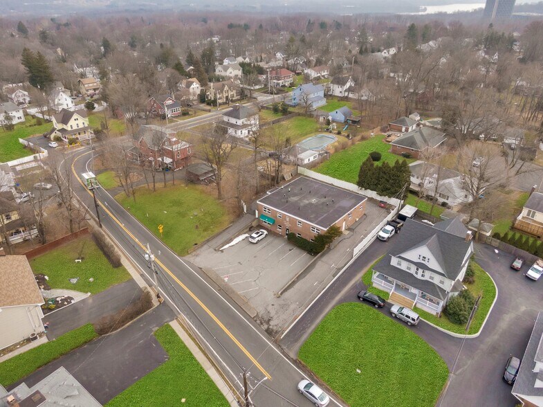 More Photos Of 1 Old Middletown Rd, Pearl River Medical For Lease