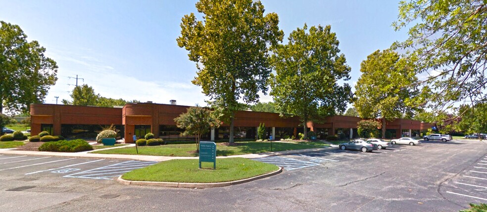 More Photos Of 2713 Neil Armstrong Pky, Hampton Research And Development For Lease