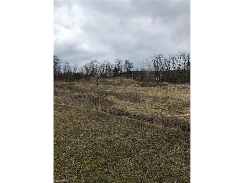 More Photos Of 11925 Royalton Rd, North Royalton Land For Lease