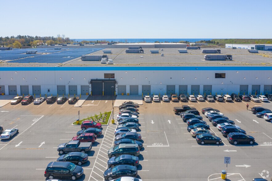 More Photos Of 1555 Wentworth St, Whitby Light Distribution For Lease