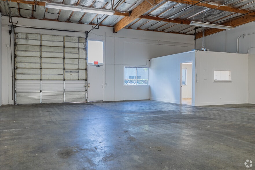 More Photos Of 299 Old County Rd, San Carlos Unknown For Lease