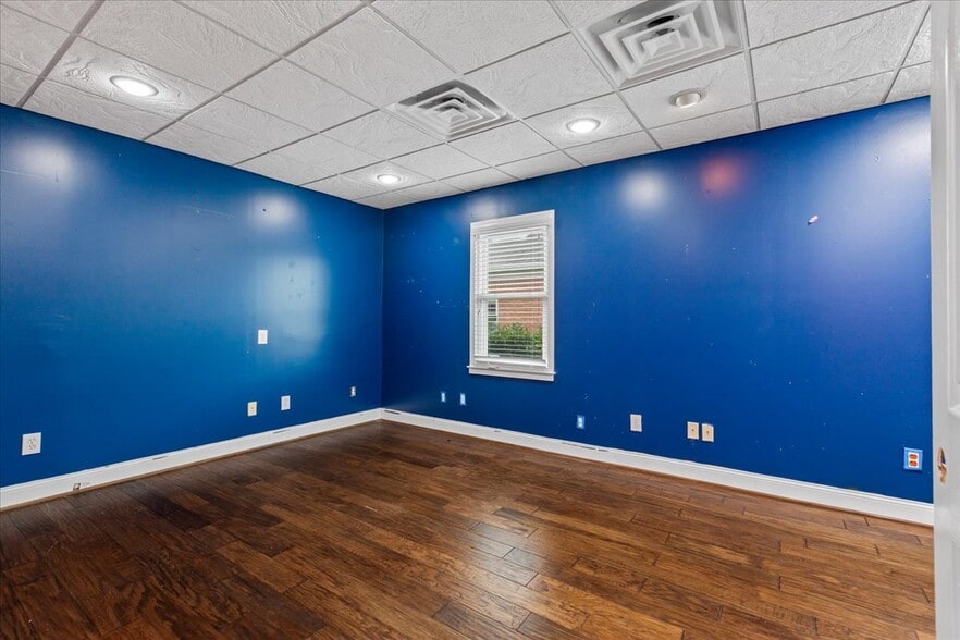 More Photos Of 883 Commerce Dr SW, Conyers Office For Sale