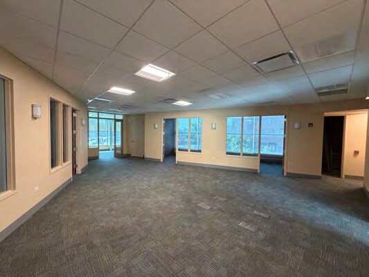 More Photos Of 1640 W Fullerton Ave, Chicago Bank For Sale