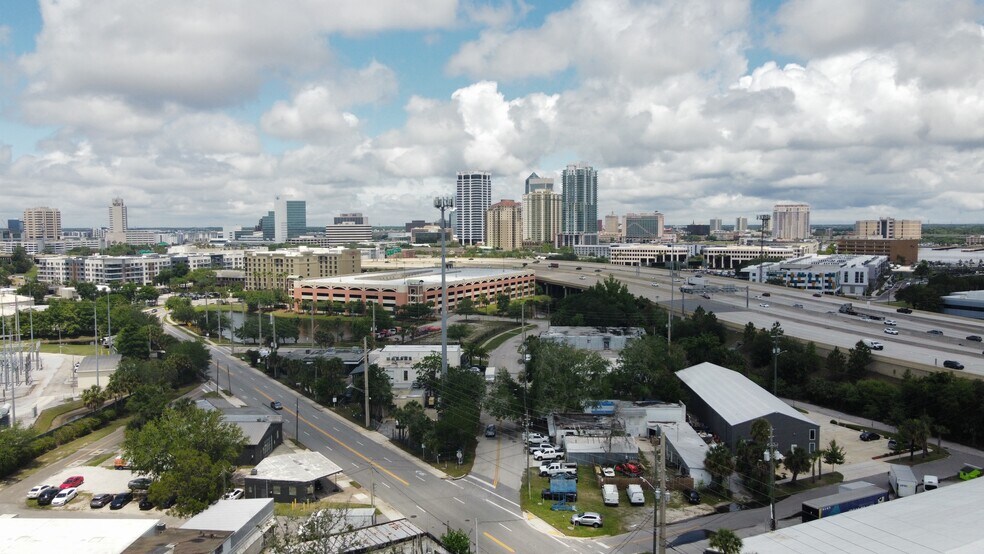 More Photos Of 1445 Montana Ave, Jacksonville Light Distribution For Sale