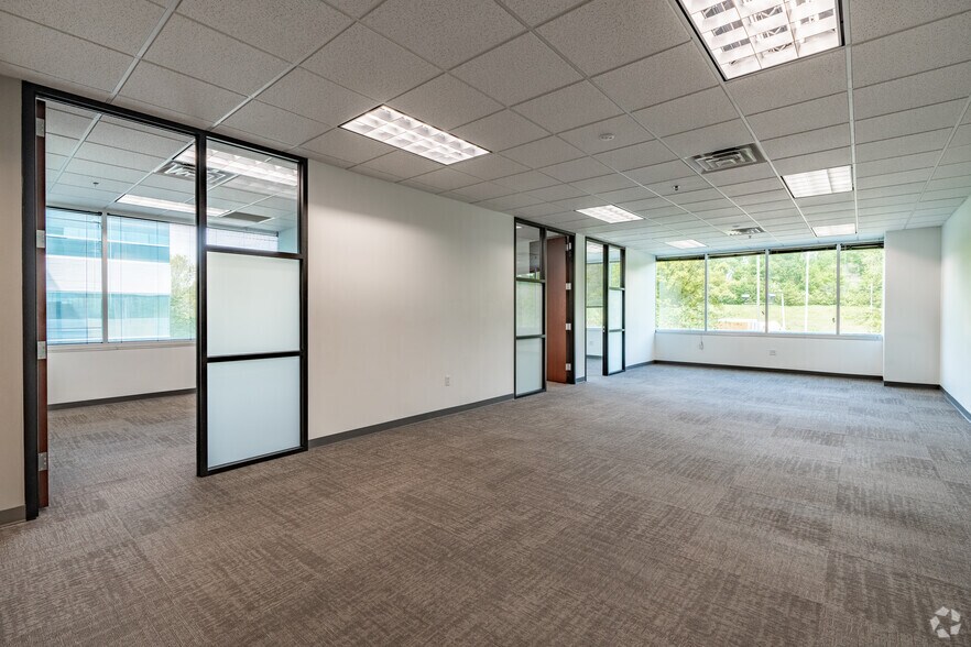 More Photos Of , Memphis Office For Sale