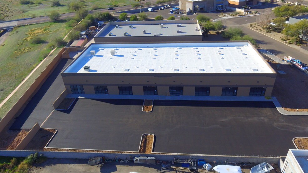 More Photos Of 23439 N 35th Dr, Glendale Distribution For Lease