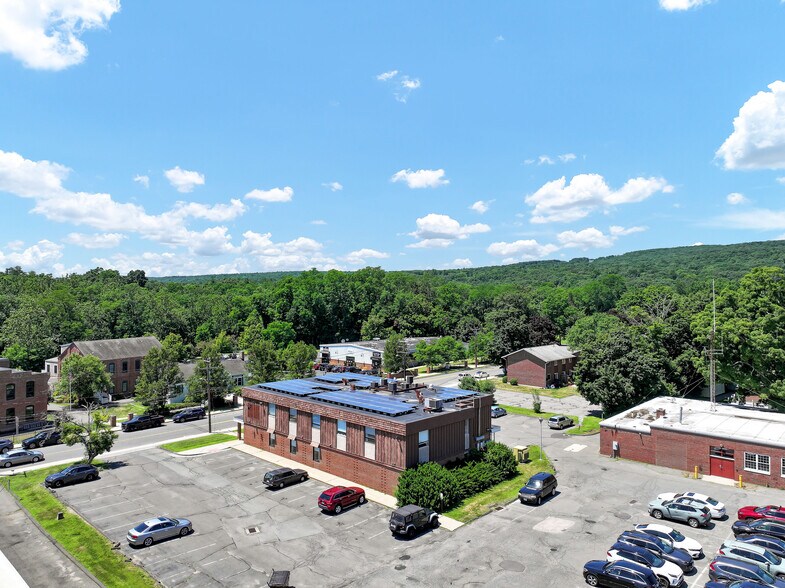 More Photos Of 30 Mill St, Unionville Medical For Lease