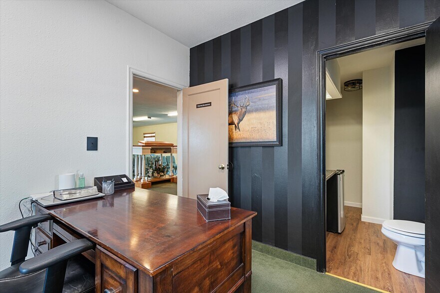 More Photos Of 2100 7th St, Baker City Specialty For Sale