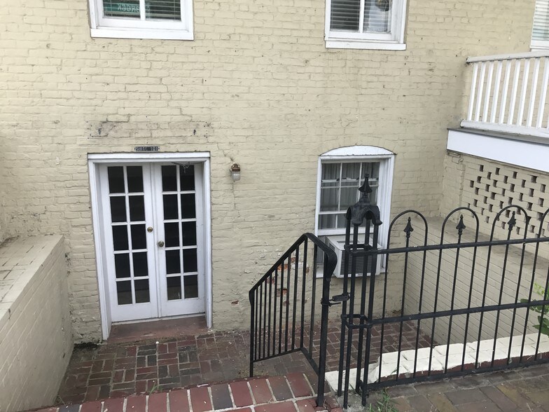 More Photos Of 9064 Courthouse Rd, Spotsylvania Office For Lease