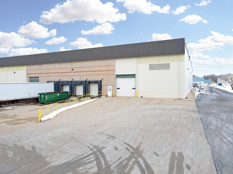 More Photos Of 540-580 Joyce Rd, Joliet Warehouse For Lease