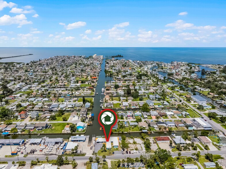 More Photos Of 13901 Old Dixie Hwy, Hudson Multifamily For Sale