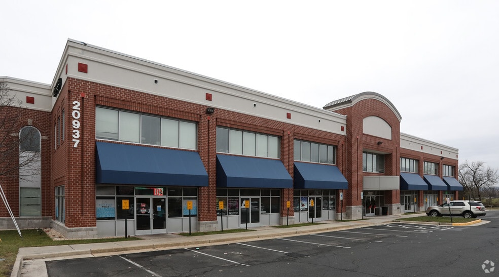 More Photos Of 20937 Ashburn Rd, Ashburn Office For Lease