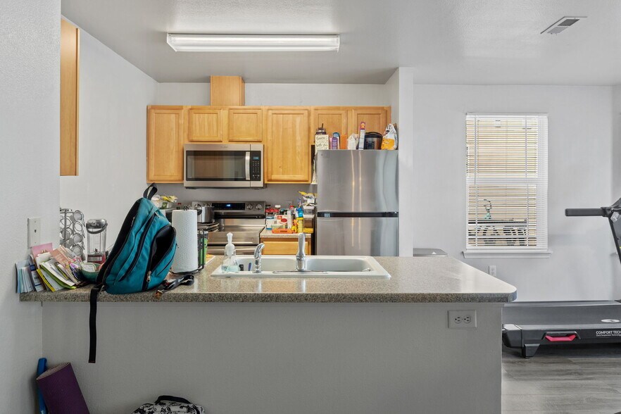 More Photos Of 1805 E Overland Rd, Meridian Apartments For Sale
