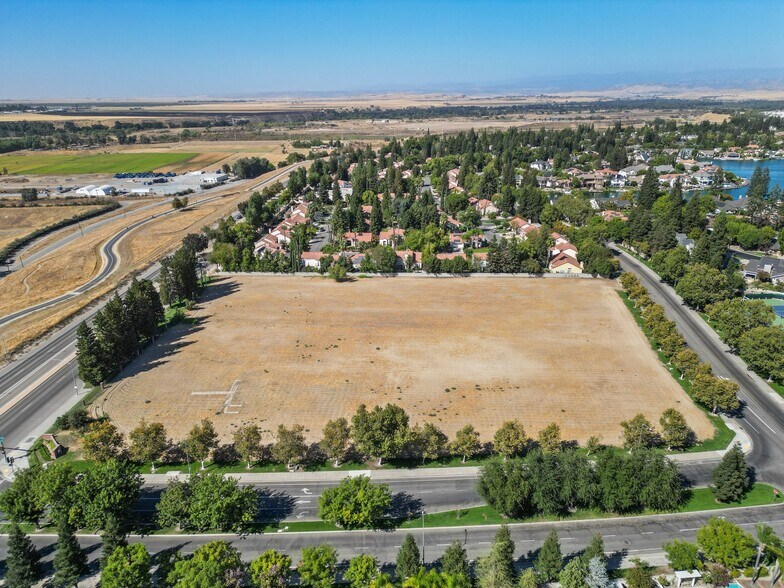 More Photos Of 480 Lakeview Dr, Fresno Land For Sale