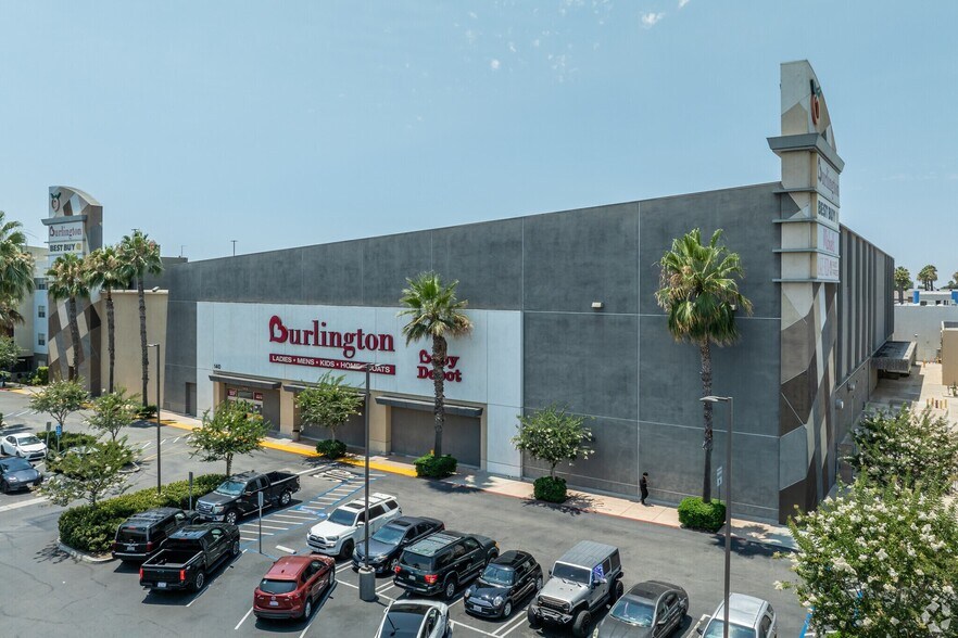 More Photos Of 246 E Orangefair, Fullerton Unknown For Lease