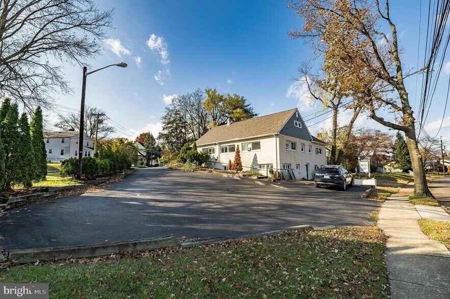 More Photos Of 201 E Cuthbert Blvd, Haddon Township Office Residential For Sale