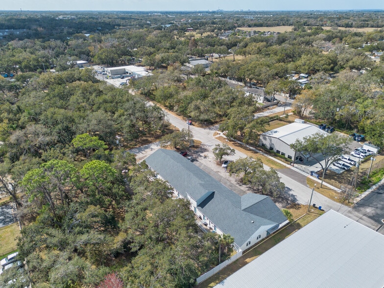 More Photos Of 7408 Commerce St, Riverview General Retail For Lease