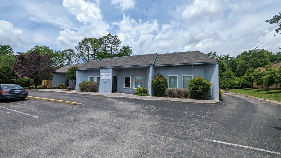 More Photos Of 313 Bluebird Dr, Goodlettsville Coworking Space