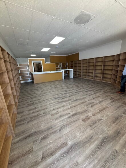 More Photos Of 4110 Verdugo Rd, Los Angeles Unknown For Lease