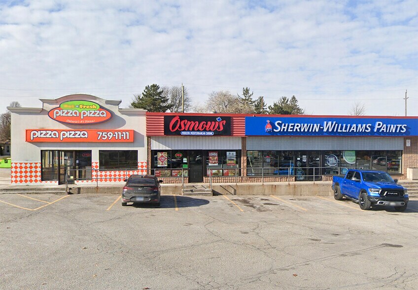 More Photos Of 225 Fairview Dr, Brantford Freestanding For Lease