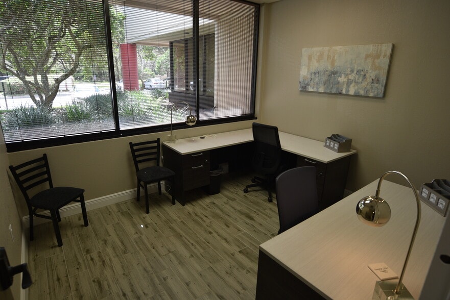 More Photos Of 1211 Tech Blvd, Tampa Manufacturing For Lease