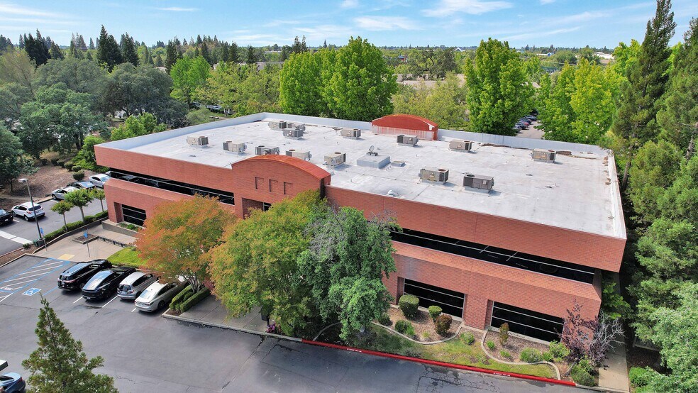 More Photos Of 1568 Creekside Dr, Folsom Office For Lease