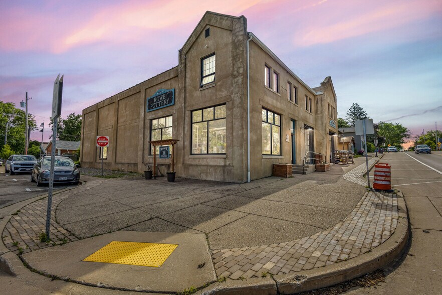 More Photos Of 108-110 E Main St, Cambridge Storefront For Sale