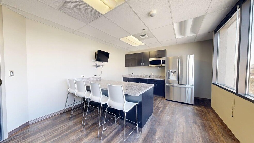 More Photos Of 2929 N 3rd Ave, Billings Office For Sale