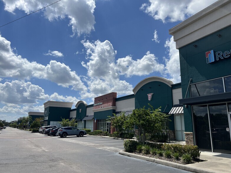 More Photos Of 1418-1706 N Semoran Blvd, Orlando Unknown For Lease