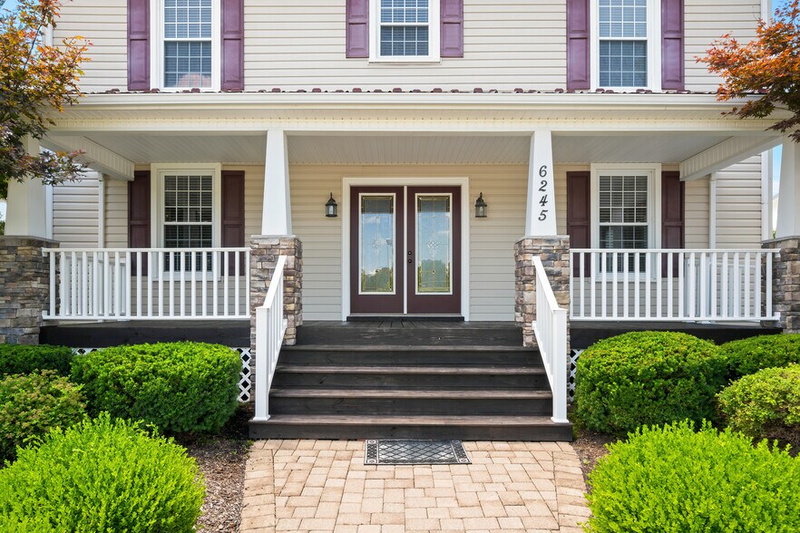 More Photos Of 6245 University Park Dr, Radford Office Residential For Sale
