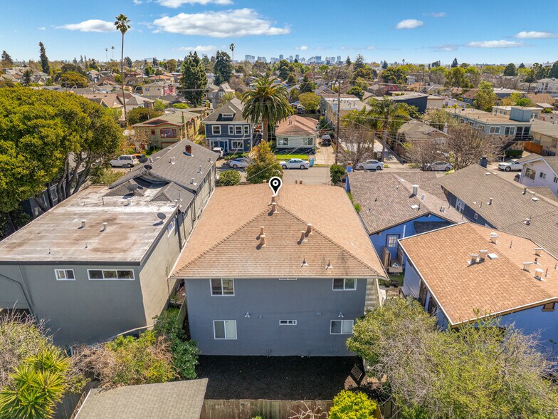 More Photos Of 1533 Julia St, Berkeley Multifamily For Sale