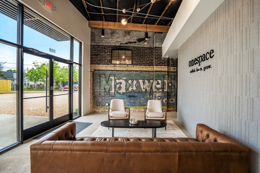 More Photos Of 1109-1115 Dumble st, Houston Office For Sale