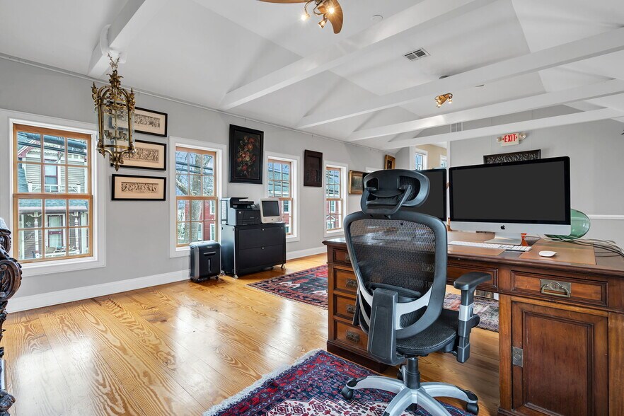 More Photos Of 137 Stockton St, Hightstown Flex For Sale