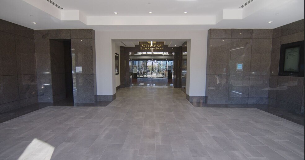 More Photos Of 301 E Vanderbilt Way, San Bernardino Office For Lease