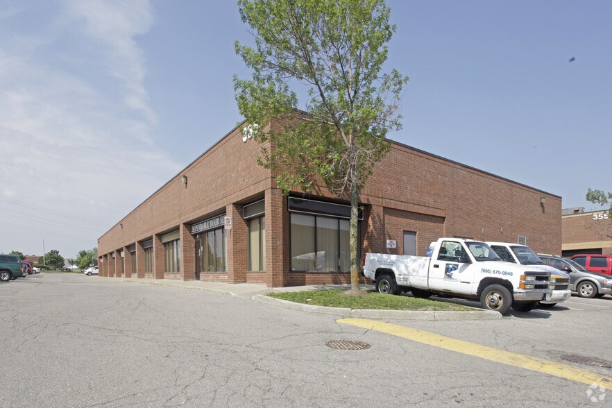 More Photos Of 335 Admiral Blvd, Mississauga Unknown For Lease