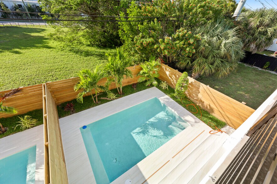 More Photos Of 1321 NE 13th Ave, Fort Lauderdale Multifamily For Sale