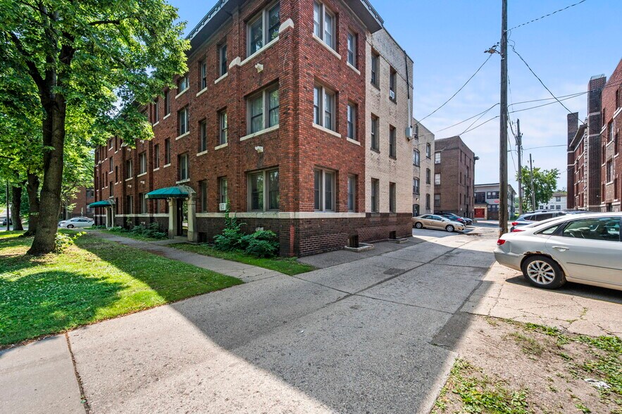 More Photos Of , Minneapolis Multifamily For Sale