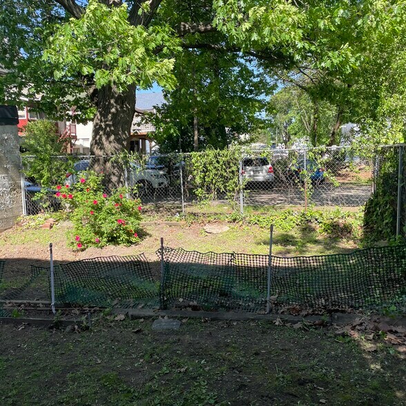 More Photos Of 363 Broadway, Staten Island Apartments For Sale