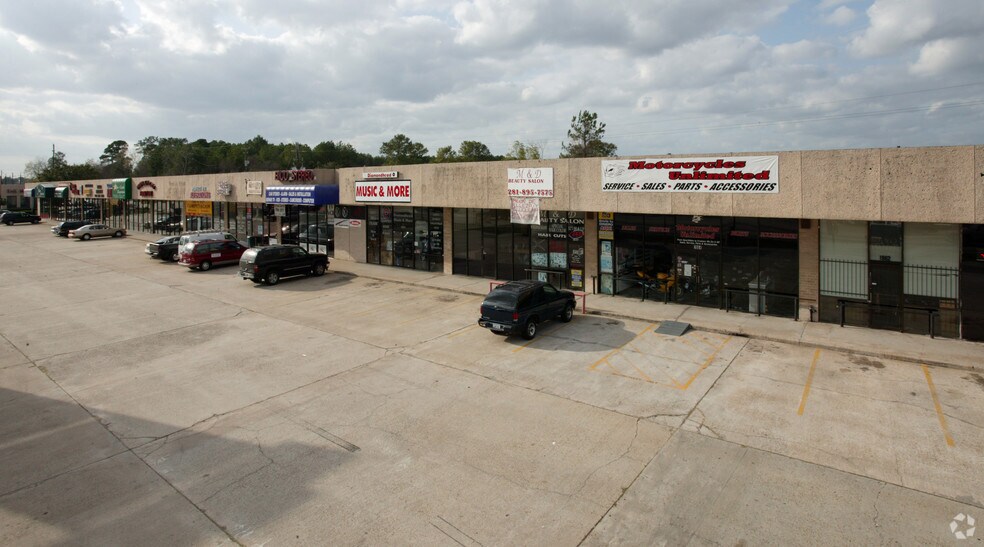 More Photos Of 1980 W FM-1960, Houston Freestanding For Lease