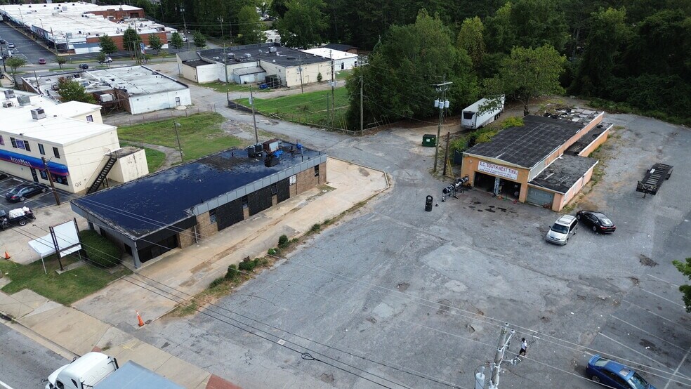 More Photos Of 2164 Campbellton Rd SW, Atlanta Auto Repair For Sale