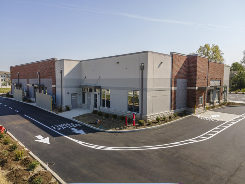 More Photos Of 13682 Bent Grass Ln, Fishers General Retail For Lease