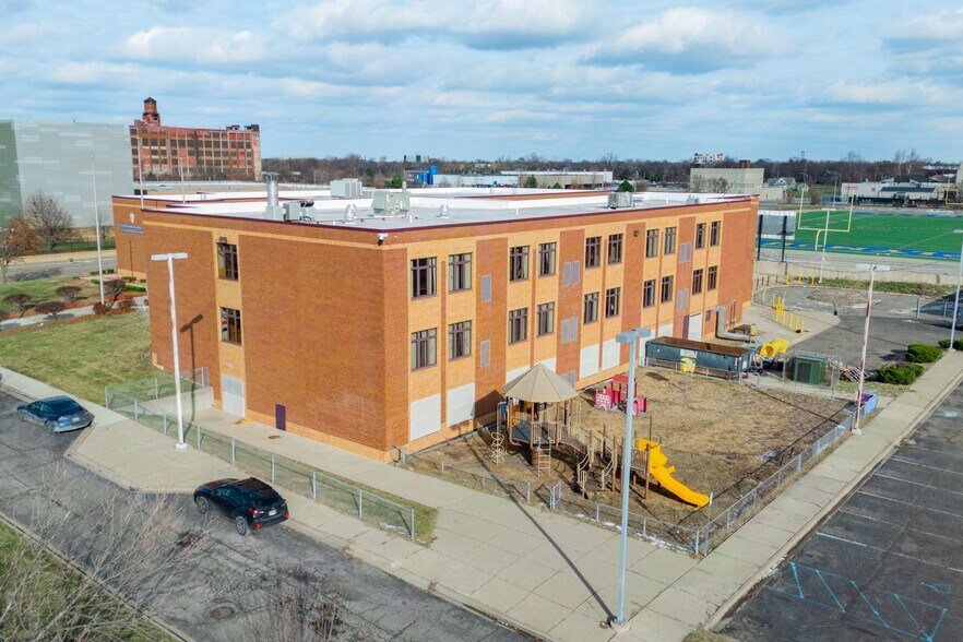 More Photos Of 1460 E Forest Ave, Detroit Specialty For Sale