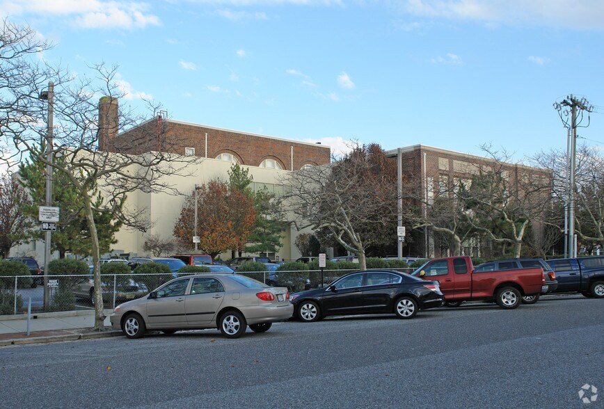 More Photos Of 6601 Ventnor Ave, Ventnor City Office For Lease