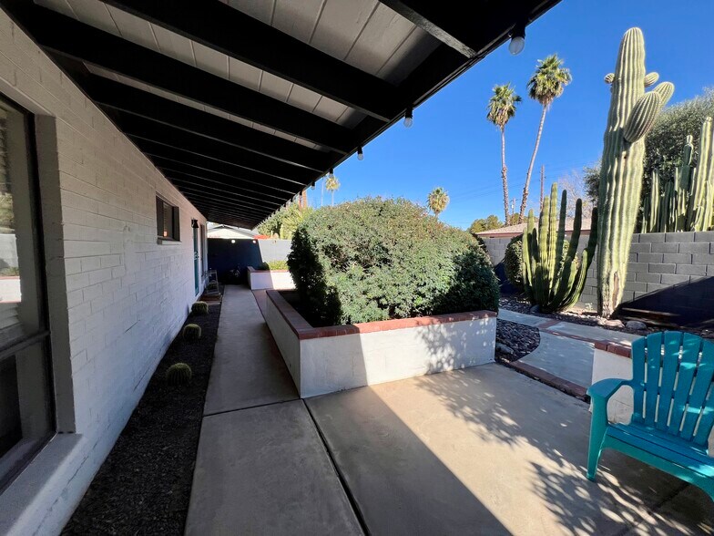 More Photos Of 2727 E Montecito Ave, Phoenix Multifamily For Sale