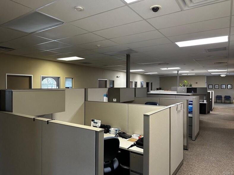 More Photos Of 132 Mission Ranch Blvd, Chico Office For Lease