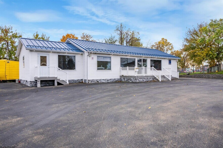 More Photos Of 524 Mileground Rd, Morgantown Auto Dealership For Sale